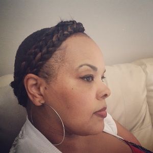 Meet your Posher, Rolanda